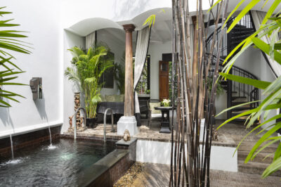 PoolVilla_Courtyard2