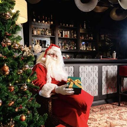 Santa in Deco Bar Santa in Deco Bar